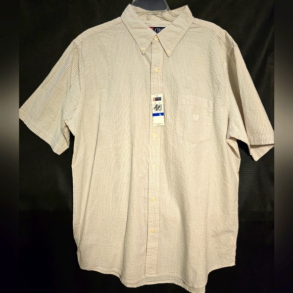 NEW Chaps shorts sleeve button down shirt. - Picture 1 of 4